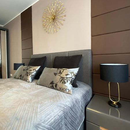 Luxus Apartment With Balcony Dortmund Dış mekan fotoğraf